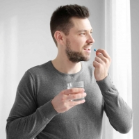 СКРЫТЫЕ УГРОЗЫ ПОПУЛЯРНЫХ АНАЛЬГЕТИКОВ (Берегите свое здоровье)