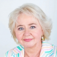 СЕКРЕТЫ ЗДОРОВЫХ ВОЛОС. ВЗГЛЯД СПЕЦИАЛИСТА (Рядом с компетентным собеседником)