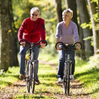 АКТИВНОЕ ДОЛГОЛЕТИЕ: КЛЮЧ К СЧАСТЛИВОЙ СТАРОСТИ (Не спешите стареть)