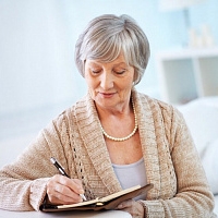 КАК УЛУЧШИТЬ РАБОТУ ГОЛОВНОГО МОЗГА В ПОЖИЛОМ ВОЗРАСТЕ? (Читатель спрашивает, специалист отвечает)