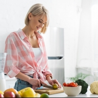 ПРАВИЛЬНОЕ ПИТАНИЕ ДЛЯ ЗДОРОВЬЯ ЗУБОВ И ДЕСЕН (Наше здоровье в наших руках)